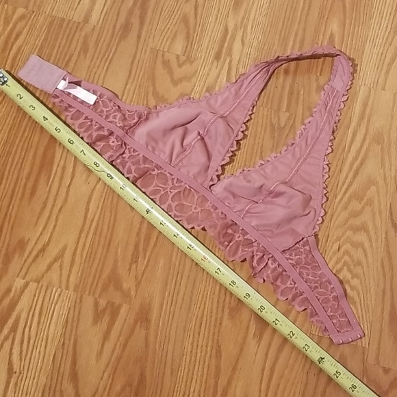 Victoria Secret lace bralette small - Picture 6 of 7